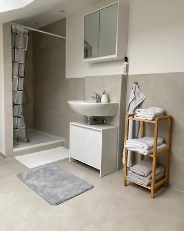 Luftige Dachwohnung Mit Besonderem Charme Apartamento Ransbach-Baumbach