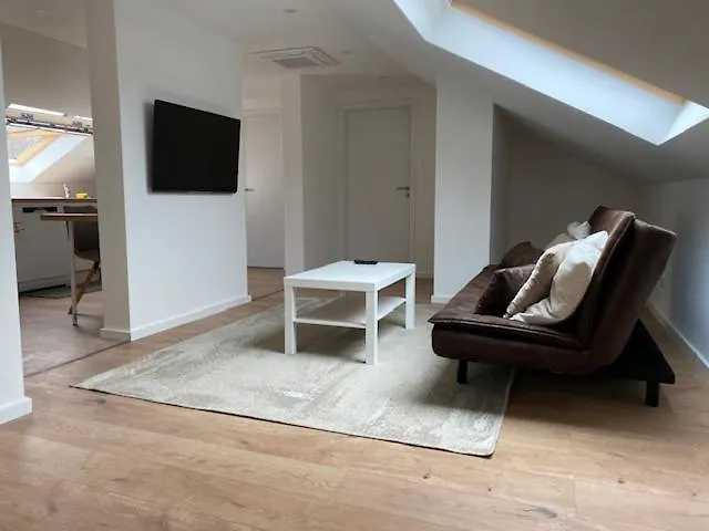 Luftige Dachwohnung Mit Besonderem Charme * Ransbach-Baumbach